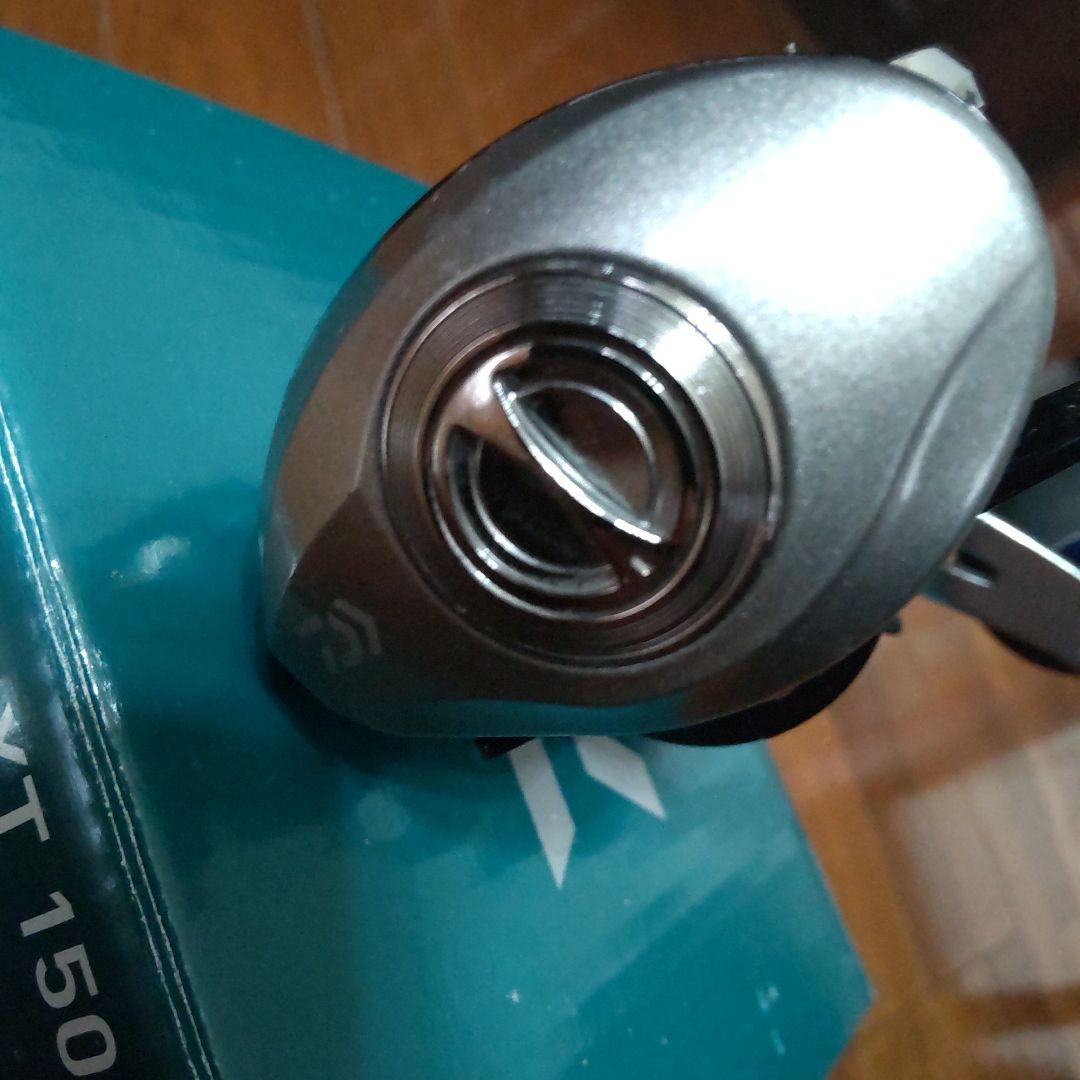 Daiwa FUNE XT 150H ベイトリール