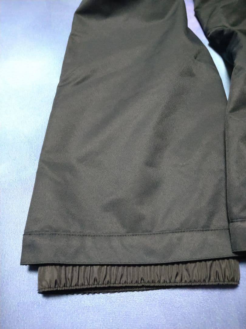 新品タグ付き ROXY スノーボード パンツ 140cm