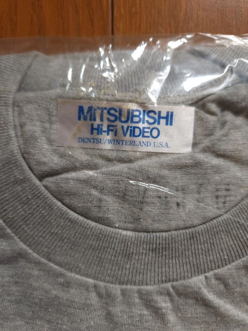 ☆非売品☆マドンナ　 MITSUBISHI　ノベルティ　Tシャツのみ