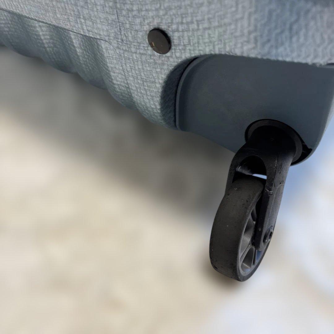 Samsniteスーツケース