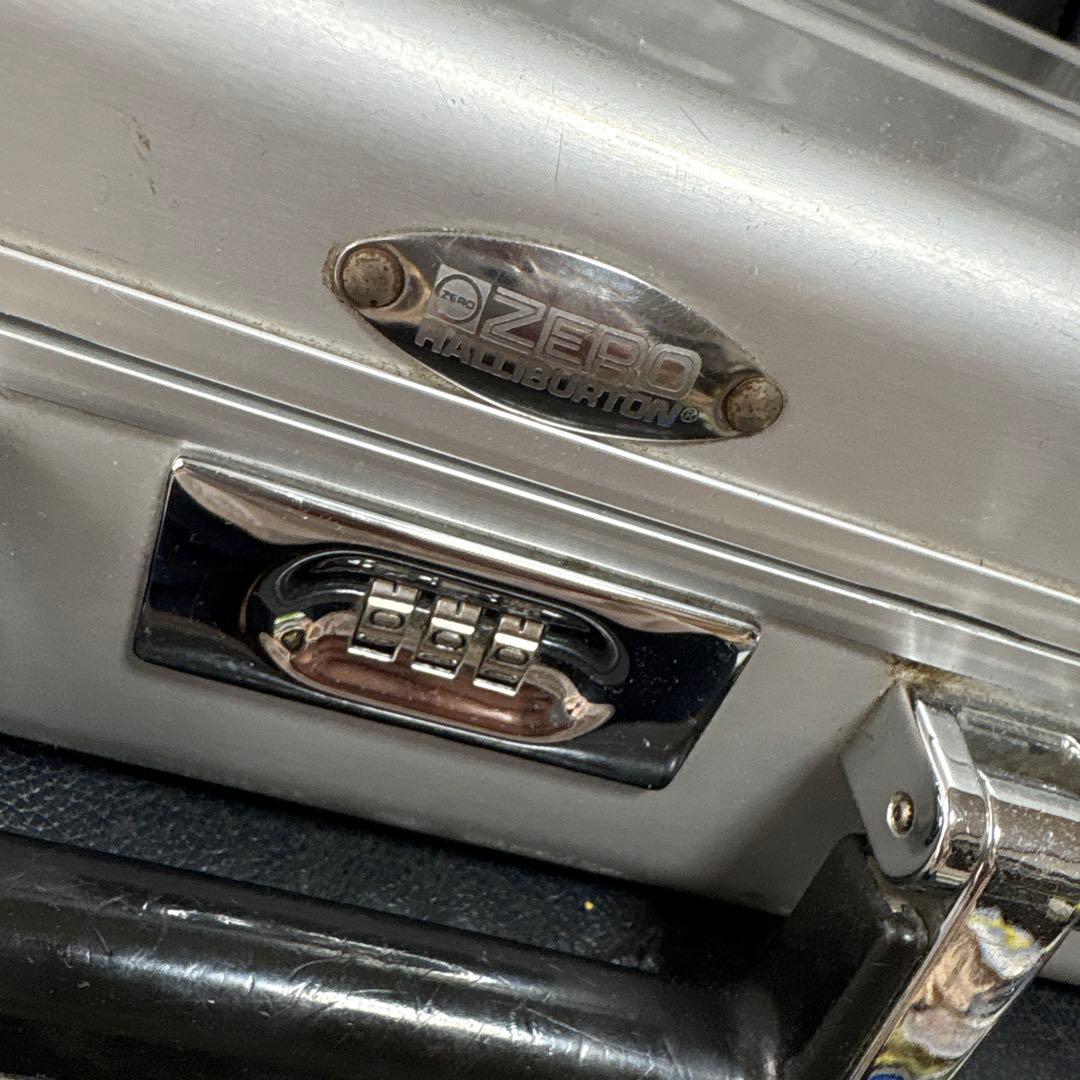 ゼロハリバートンセキュリティケース アルミ シルバー