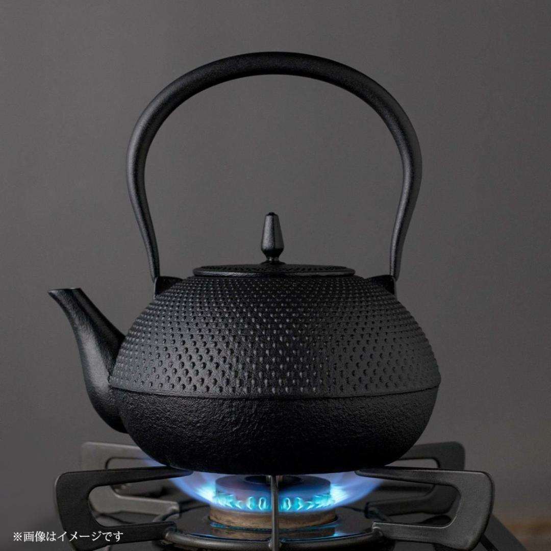 新品未使用　南部鉄器 「南部鉄瓶　梔子（くちなし）」小 1.2L |IH対応