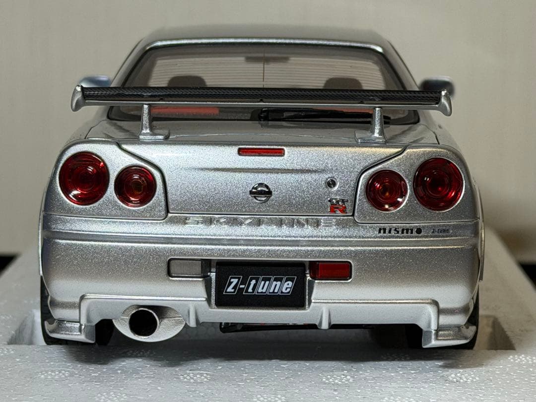 オートアート　1/18 SKYLINE GT-R Z-tune シルバー