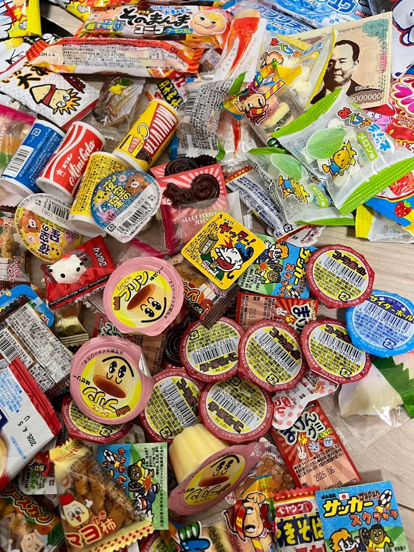 ❤️駄菓子お菓子 詰め合わせ 900個以上！！❤️大量❤️激安❤️1個あたり12円以下！