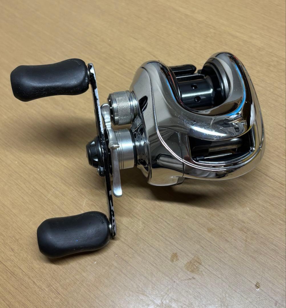 ジャンク品　06アンタレスdc 右ハンドル