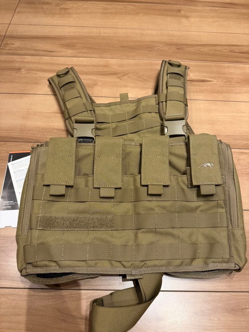 けんタスマニアンタイガー チェストリグ Mk2 カーキー