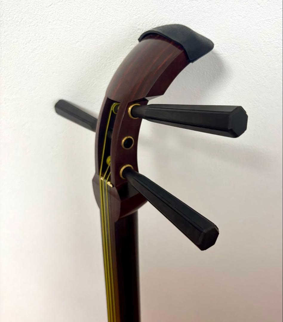 三味線 本体 ハードケース付き 布袋紅 皮破れ有り