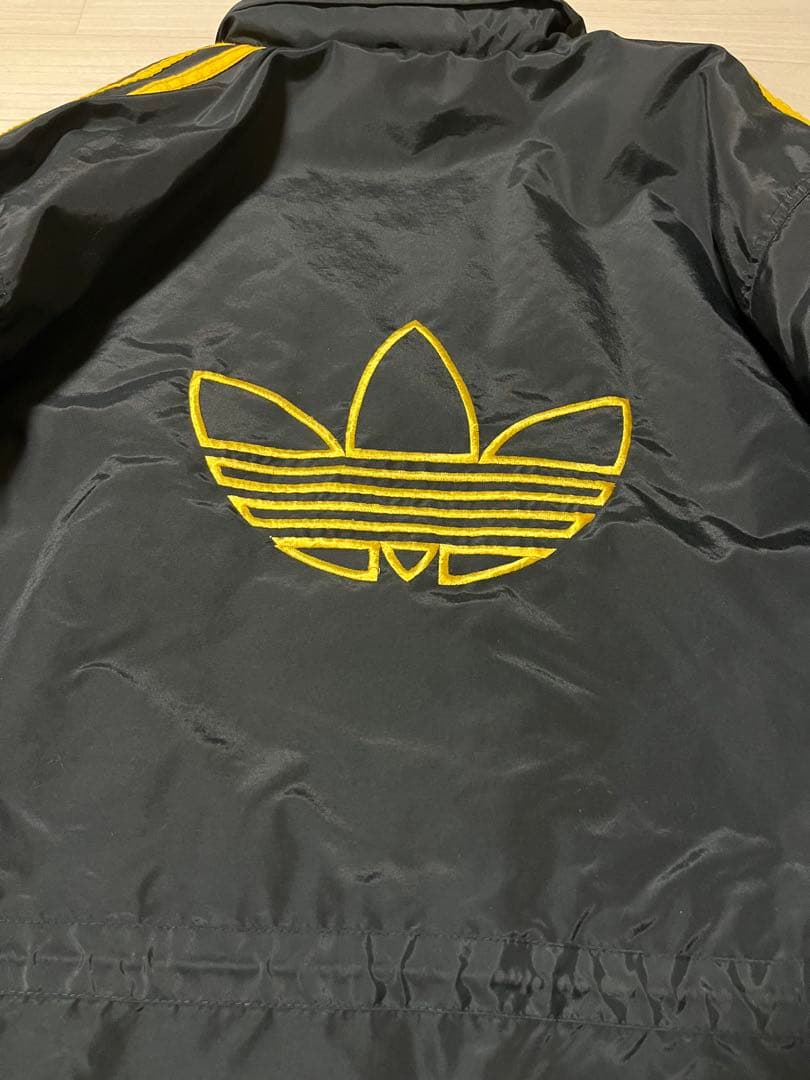 90s adidas アディダス ブラック/イエロー ストライプ ベンチコート
