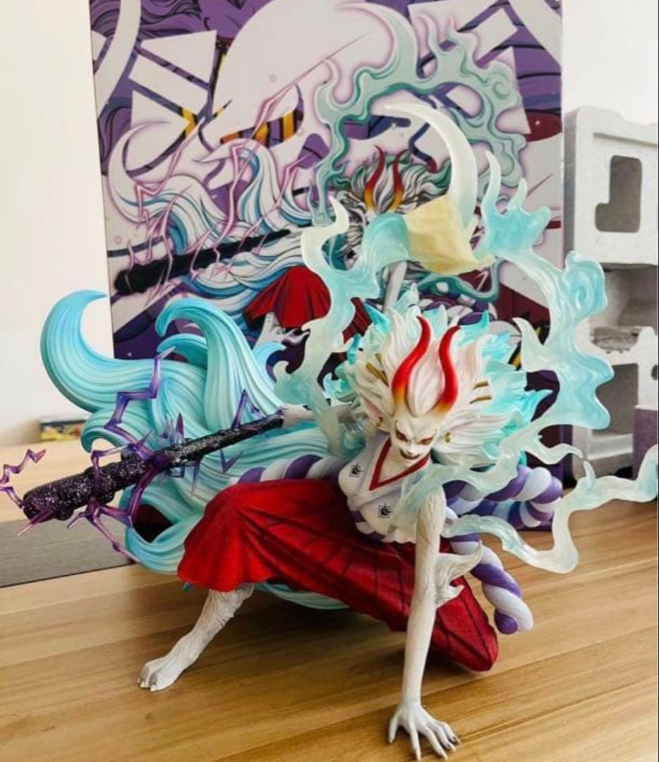 Q*g様 人獣ヤマト フィギュア