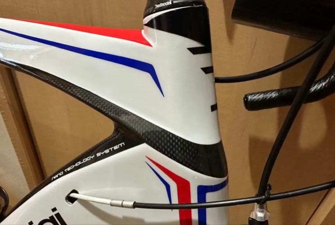 【美品】ロードバイク フルカーボン