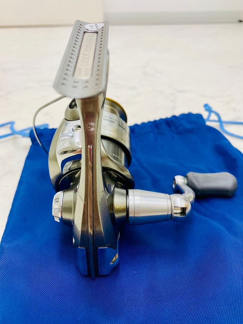 シマノ TWIN POWER 2000