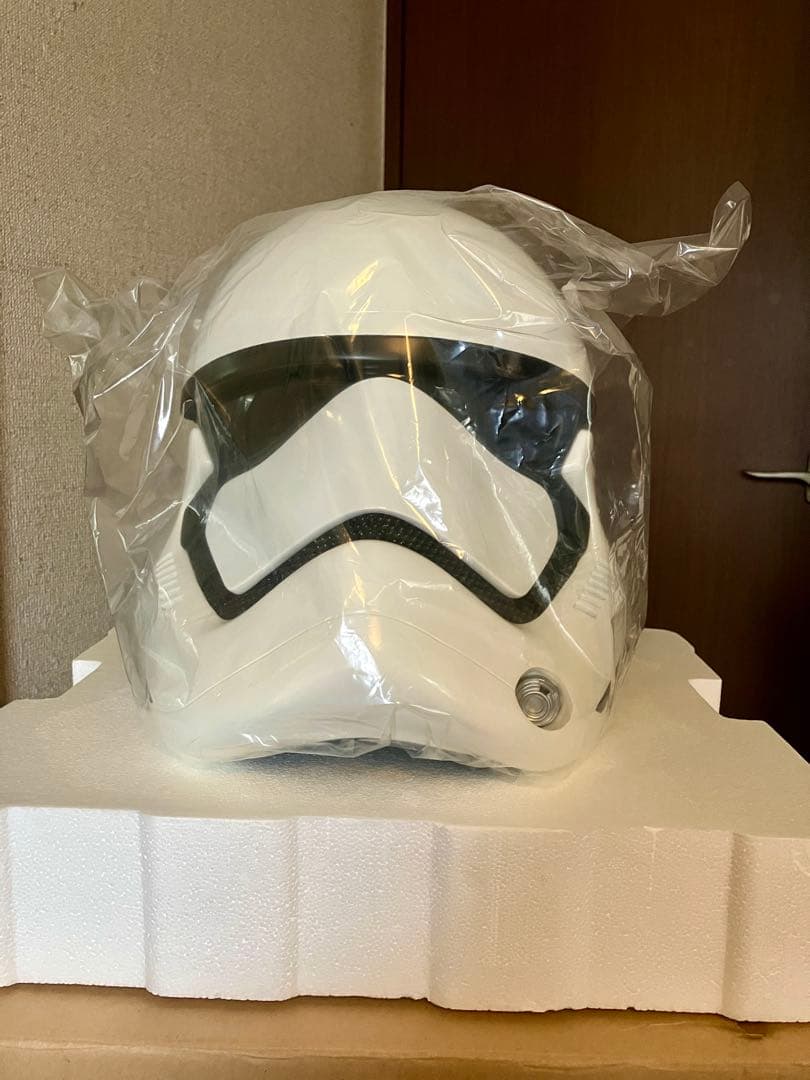 【新品】ANOVOS ファースト・オーダーストームトルーパーヘルメット(FRP)
