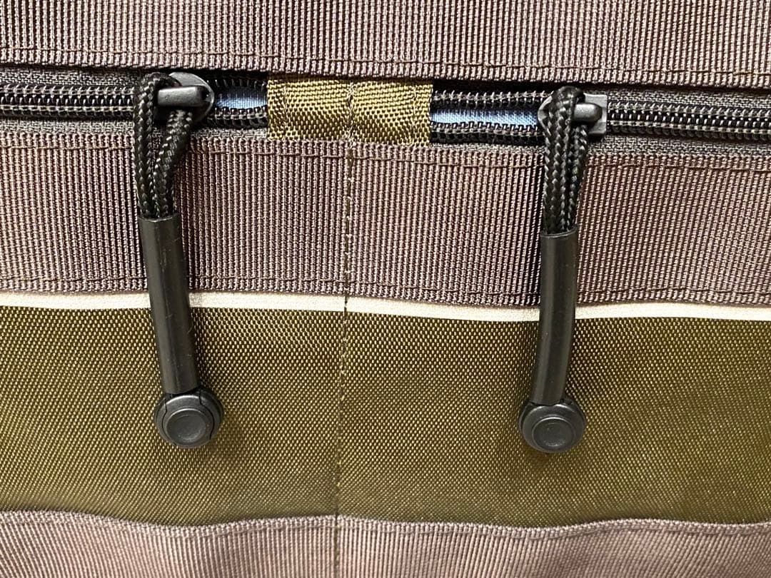 【週末SALE】極美品VICTORINOX ビクトリノックス　ボストンバッグ 緑