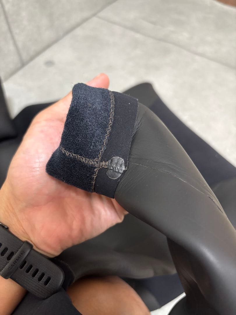 DOVE ダブ　フルスーツ　ウエットスーツ　カスタム