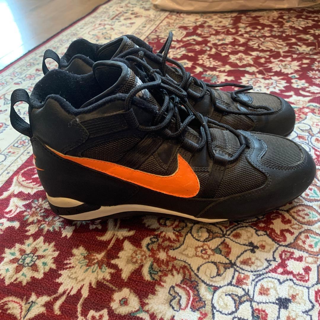 ビンテージデットストックNIKE ブラック/オレンジ スパイク ハイカット