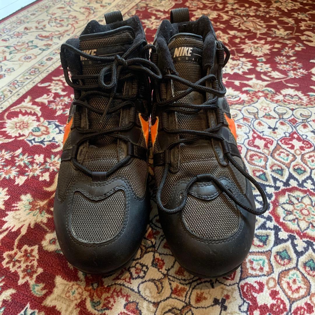 ビンテージデットストックNIKE ブラック/オレンジ スパイク ハイカット