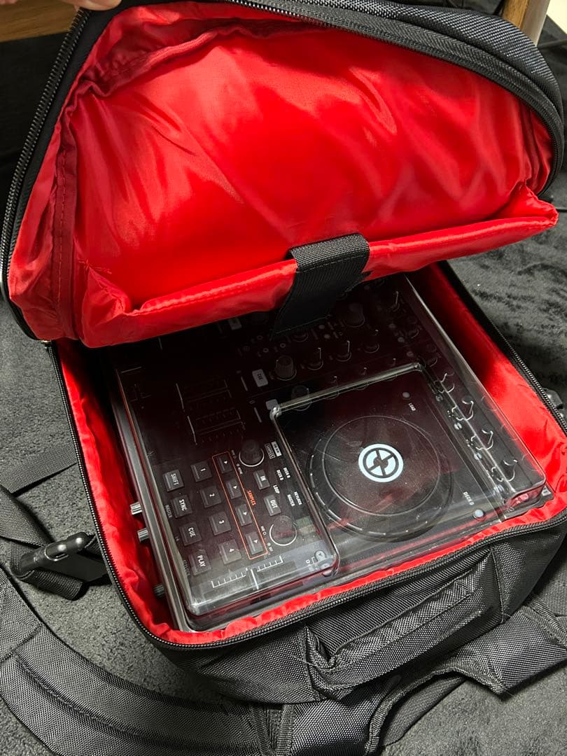 TRAKTOR KONTROL S4 PCDJコントローラー