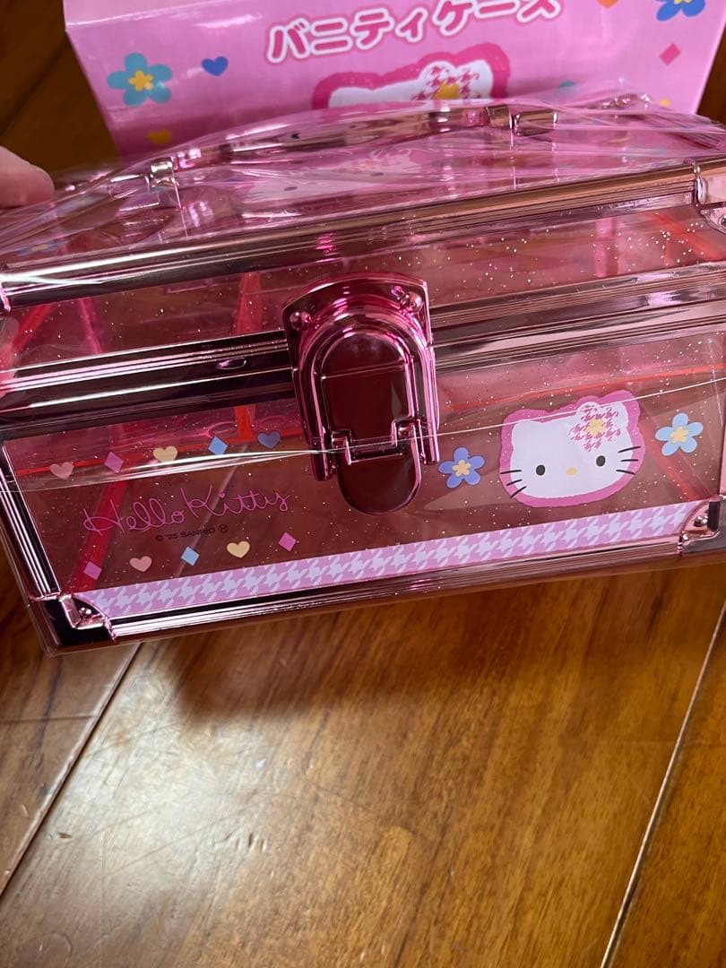 ハローキティ カオハナ バニティケース