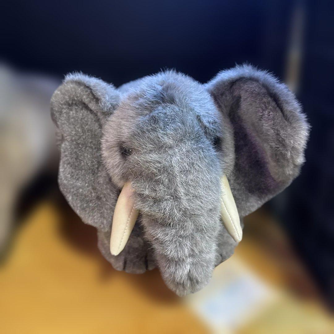 ナカジマコーポレーション製ライオンとゾウのぬいぐるみセット