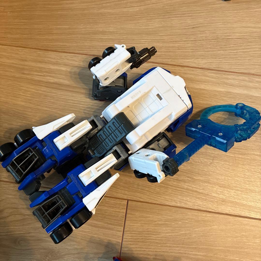 トミカ　TOMICA ハイパーレスキュー　ドライブヘッド　サイクロインターセプタ