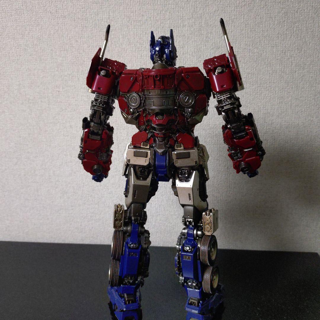 threezero　DLXスケール　オプティマスプライム