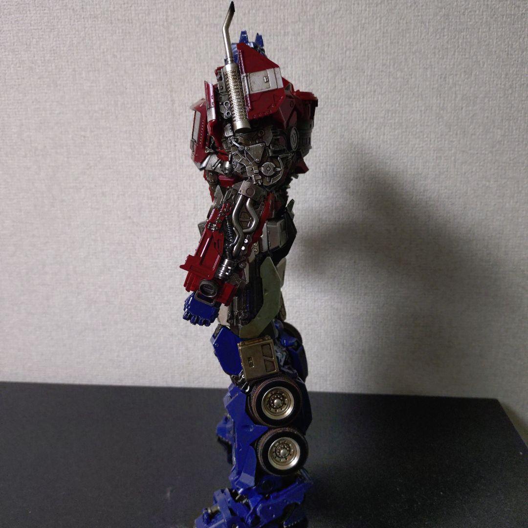 threezero　DLXスケール　オプティマスプライム