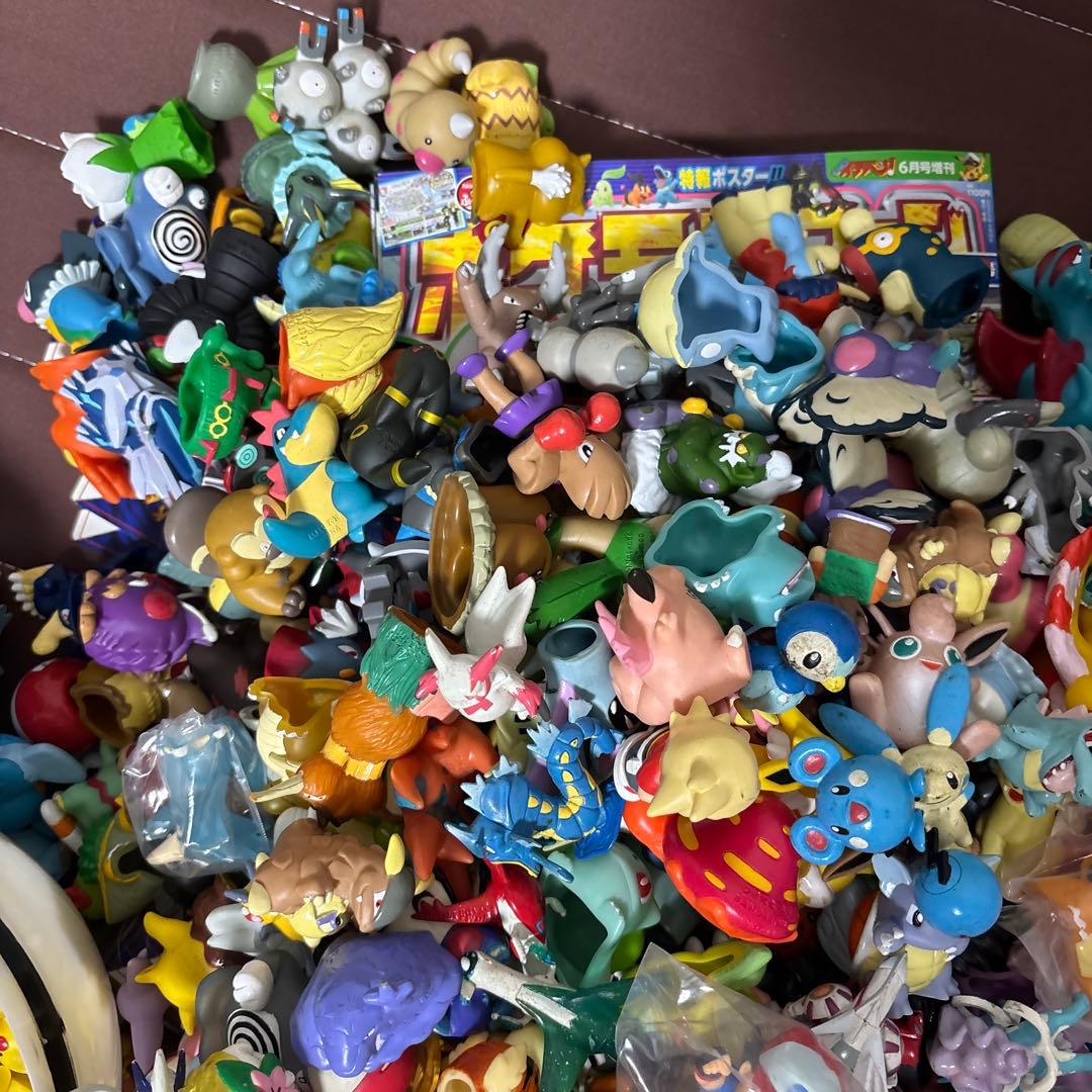 モンコレ　ポケモン　フィギュア　グッズ　711個以上　クリア　指人形　立体図鑑