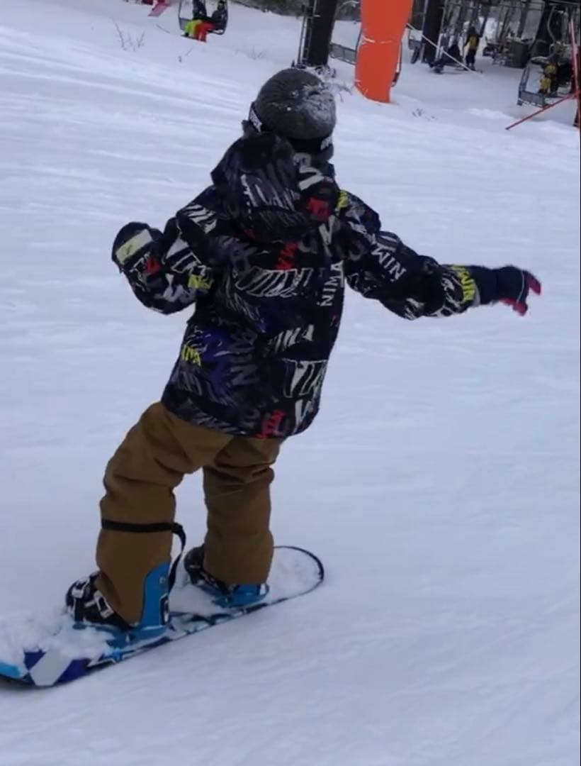 135cm〜155cm サイズ調整可能　スノーボードウェアセット 子ども用