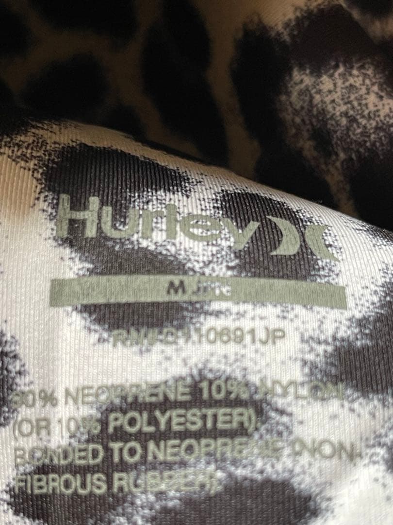 ウェットスーツ　タッパー