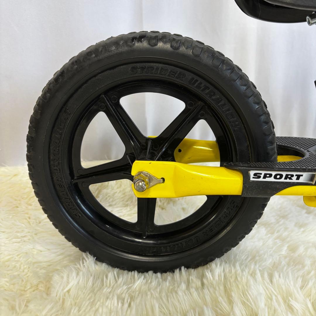 【美品】STRIDER ストライダー12インチ スポーツモデル　レッド　黄色