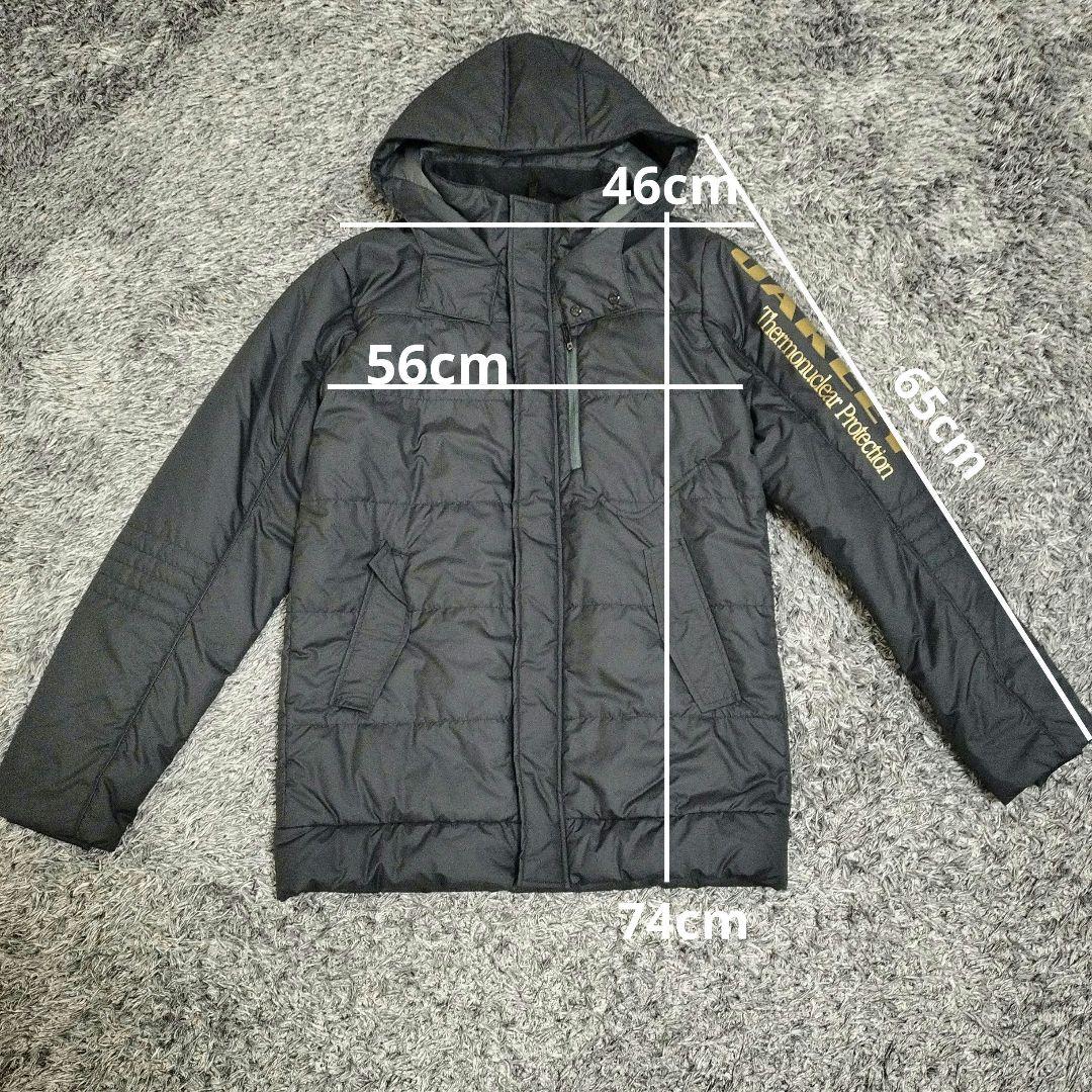 新品、未使用　Oakley フード付きブラックジャケット　中綿