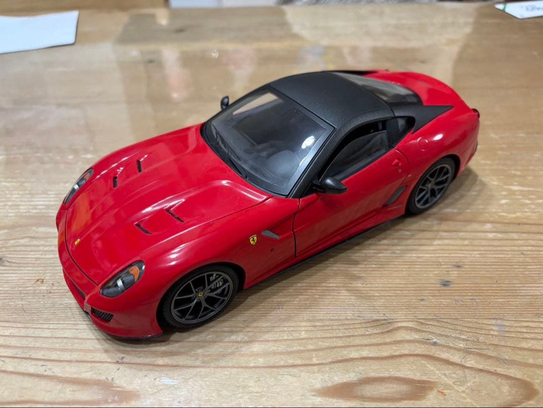 Hot wheels 1/18 フェラーリ 599 GTO