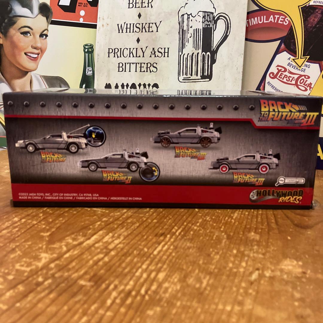 デロリアン バック・トゥ・ザ・フューチャー パート1、パート2、パート3 セット