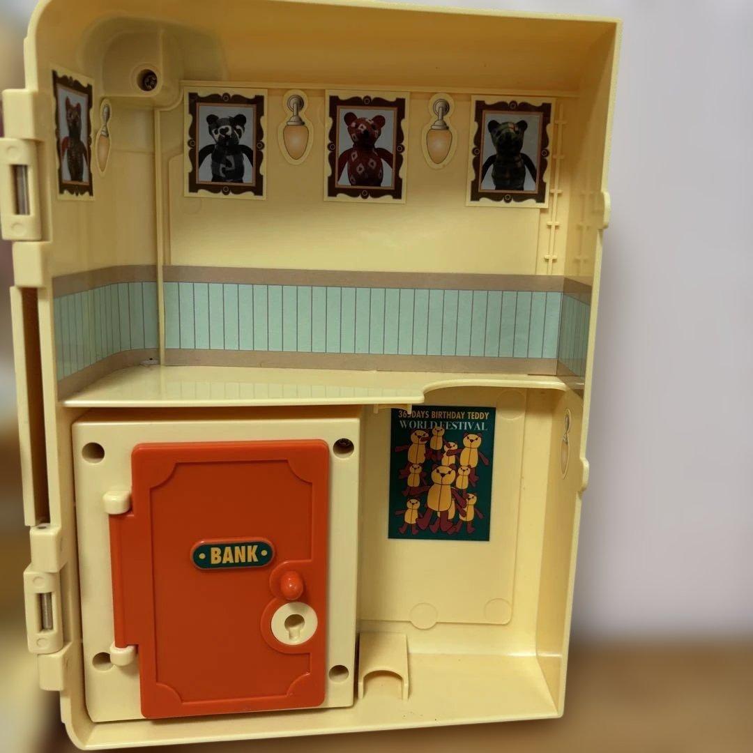激レア‼️365日バースデイテディ 明治製菓公式アイテム 鍵付きハウス TOMY