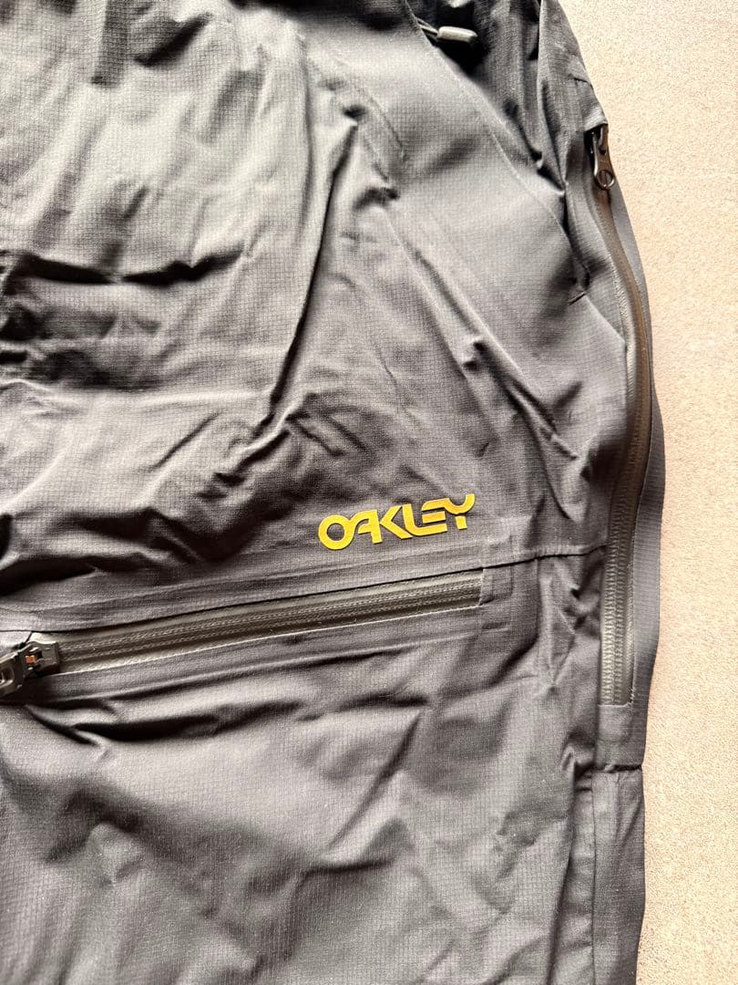 OAKLEY オークリー　ビブパンツ　スノーボードウェア　Lサイズ　美品