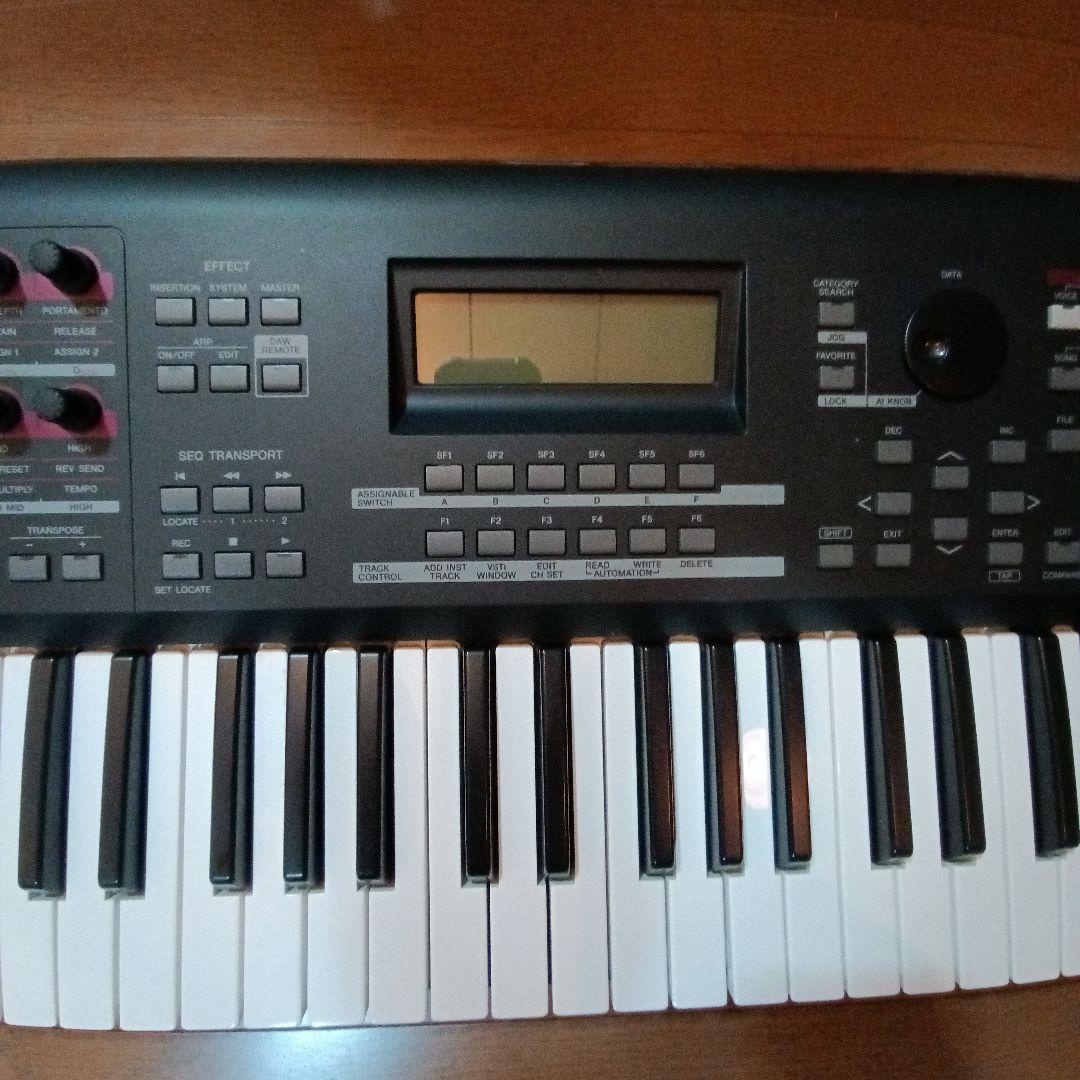 YAMAHA MX-61 シンセサイザー 61鍵