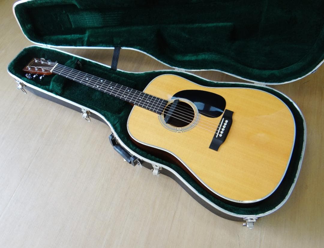 Martin Guitar D-28 2011 美品