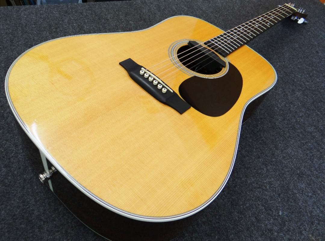 Martin Guitar D-28 2011 美品