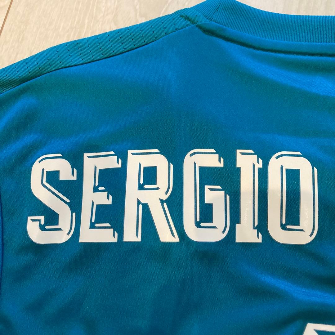 セルヒオラモスネーム入り　17/18 レアル・マドリードサードユニフォーム