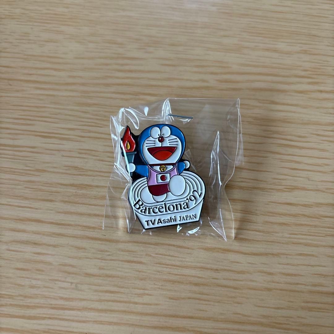 【激レア】ドラえもん　ピンバッジ　バルセロナオリンピック　レトロ　ビンテージ