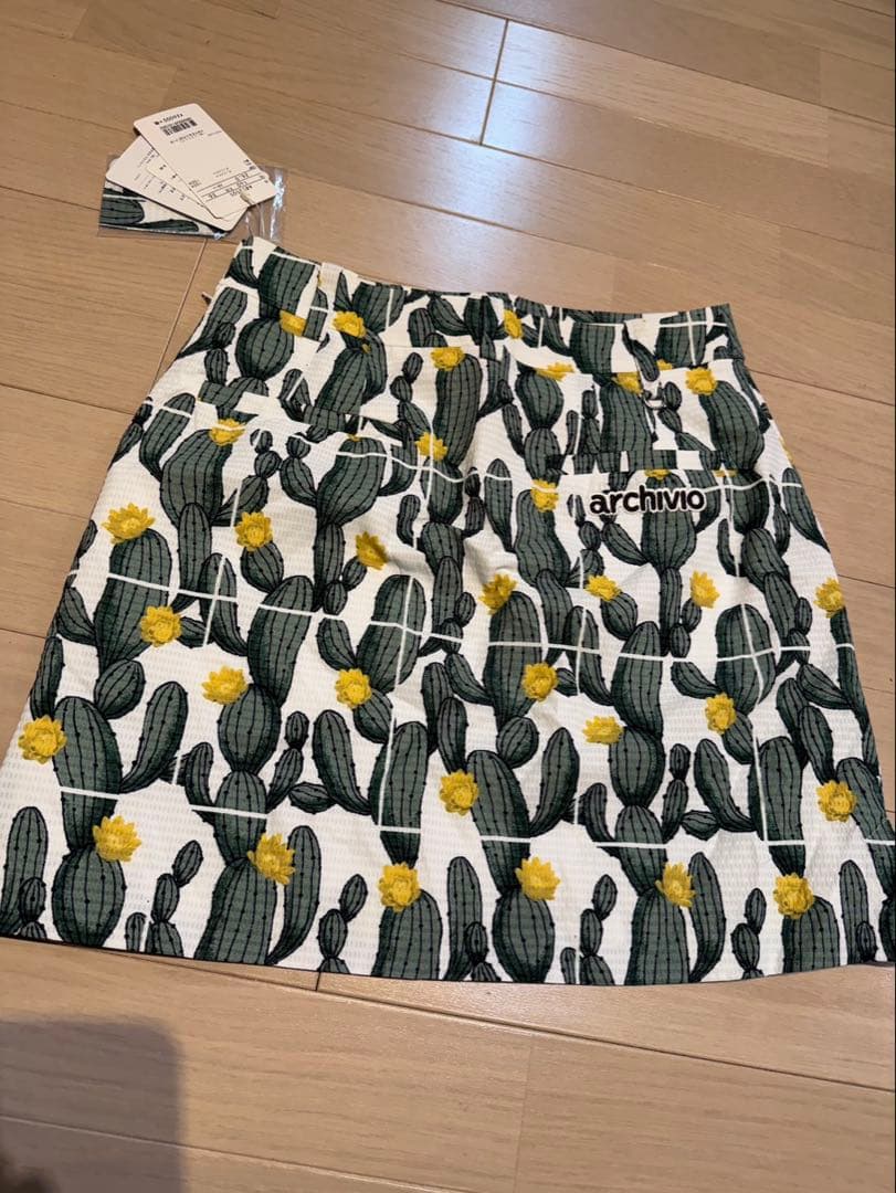 archivio サボテン柄スカート