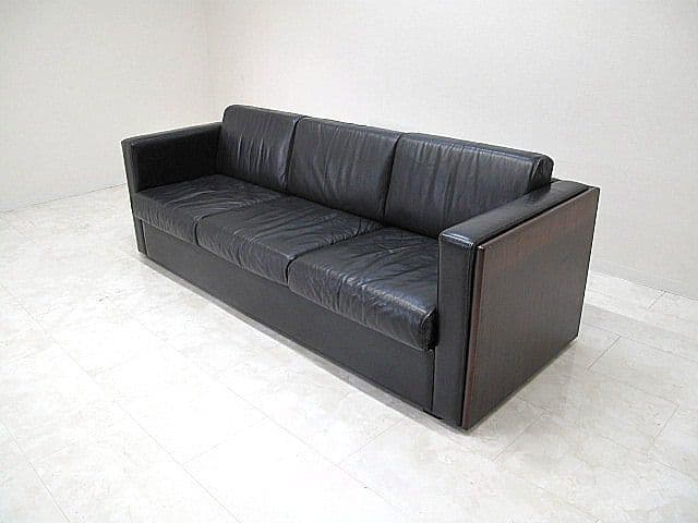 オカムラ 3人掛け応接ソファ 本革張地/ローズウッドフレーム 　応接ソファ