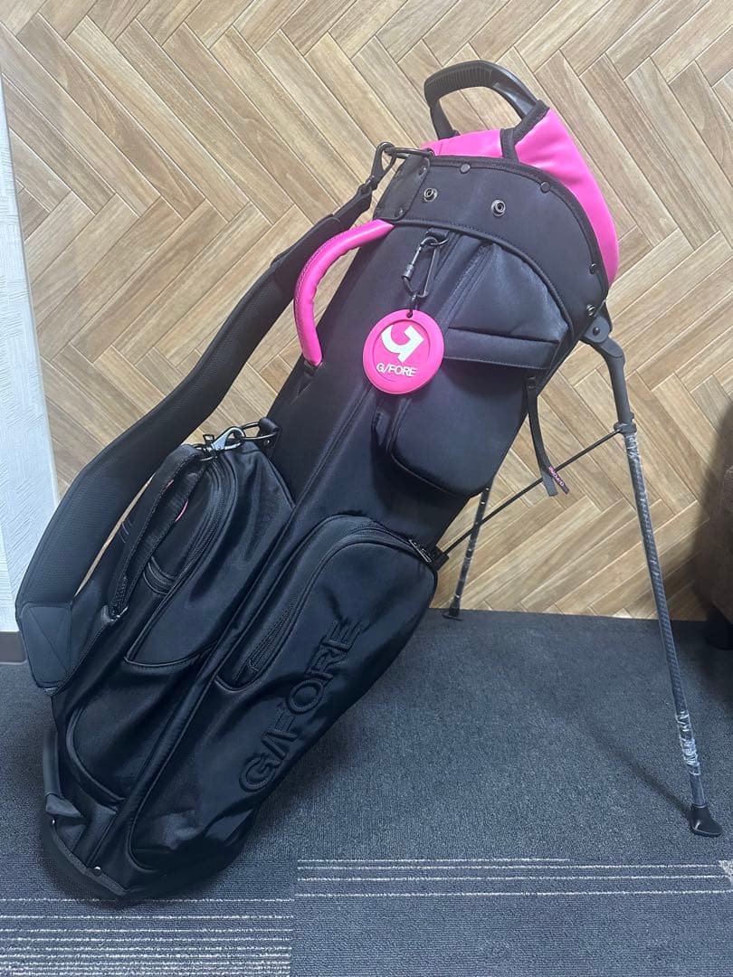 新品未使用☆G/FOREスタンド式キャディーバック9.5インチブラックピンク