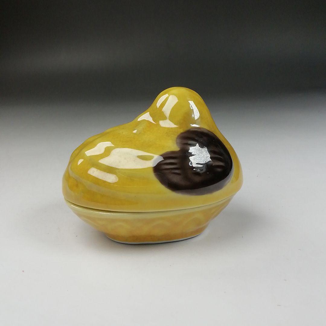 Ｗ４０　香合　『交趾花喰鳥』『手塚祥堂 造』　共箱　茶道具