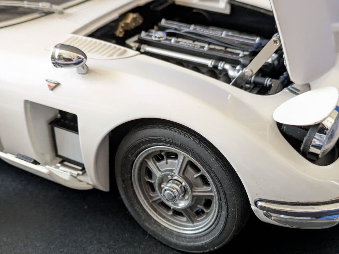 【美品】デアゴスティーニ 1/10 週刊トヨタ 2000GT ホワイト 完成品