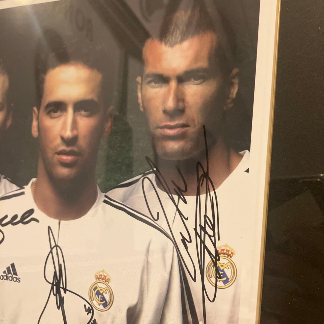 レアル・マドリード 直筆サイン入り写真　ベッカム　ジタン　ラウル
