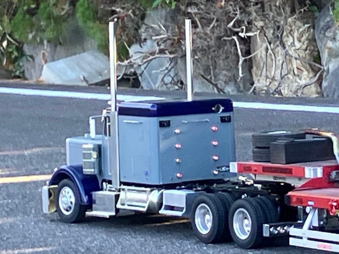 タミヤ1/14 グランドハウラー ボディ