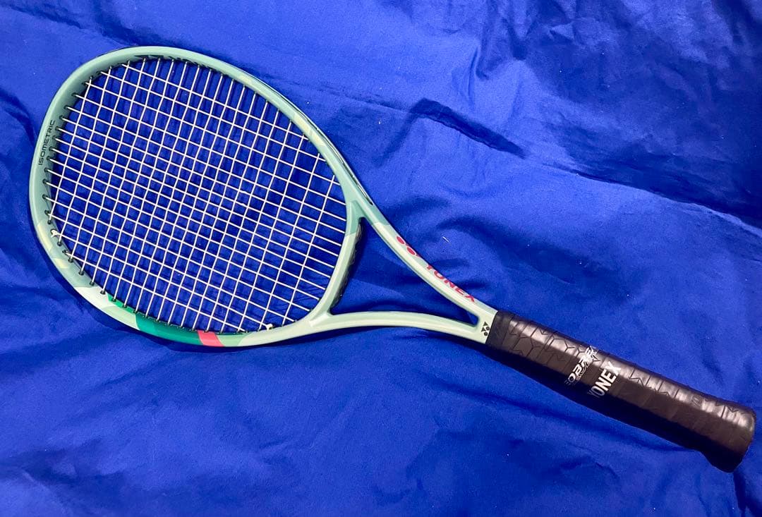 YONEX PERCEPT 100テニスラケット G2