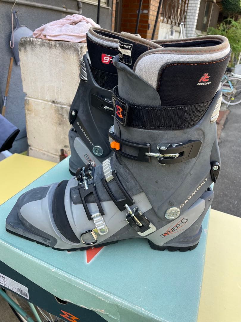 Garmont テレマーク用スキー用ブーツ 3グレー