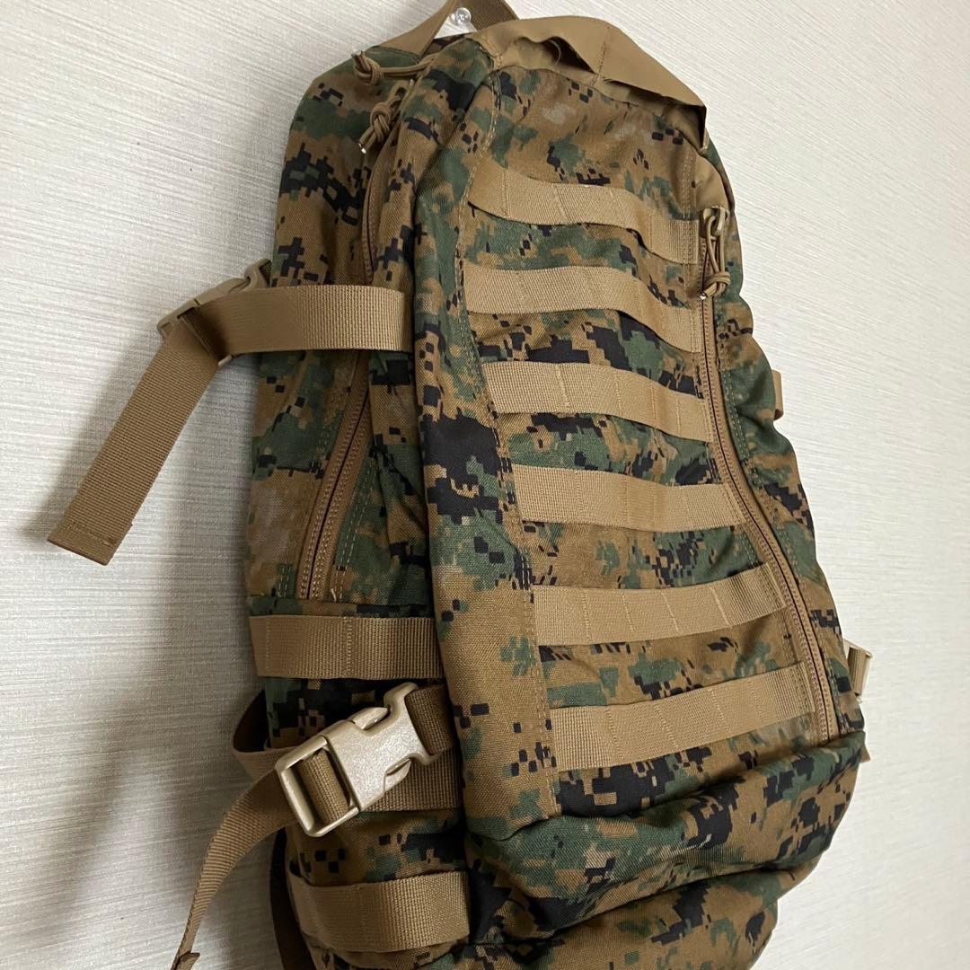 アークテリクス アサルトパック デジカモ ミリタリー カモフラ　迷彩　サバゲー